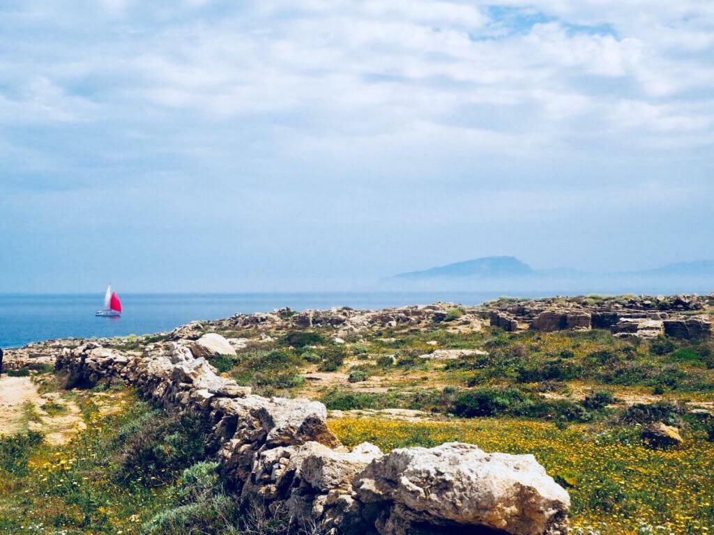 U'Cuntu Affittacamere Favignana Exteriör bild